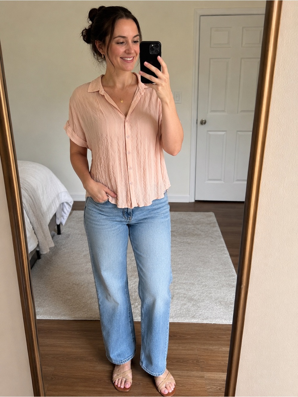Lulu's Peachy Blush Button-Up Top size small for summer